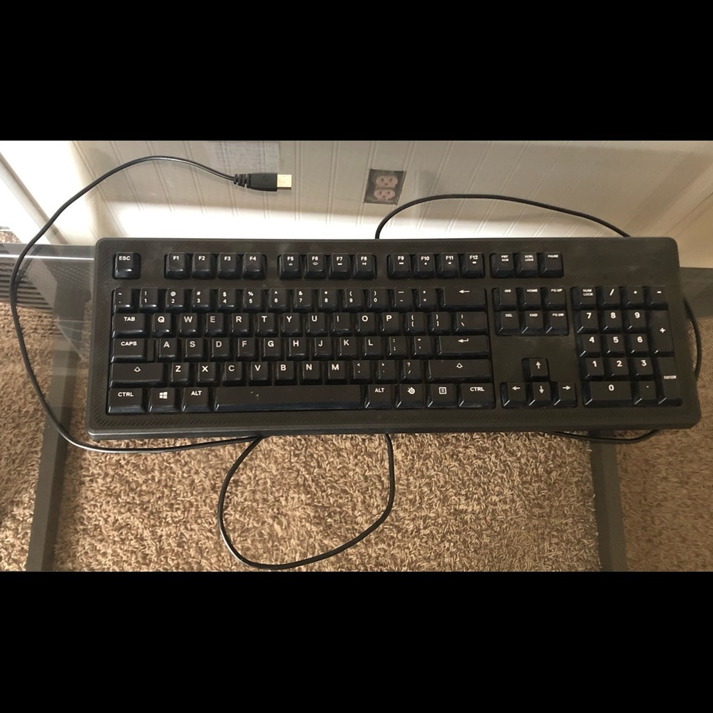 Light-up Keyboard - Picture 2 of 6
